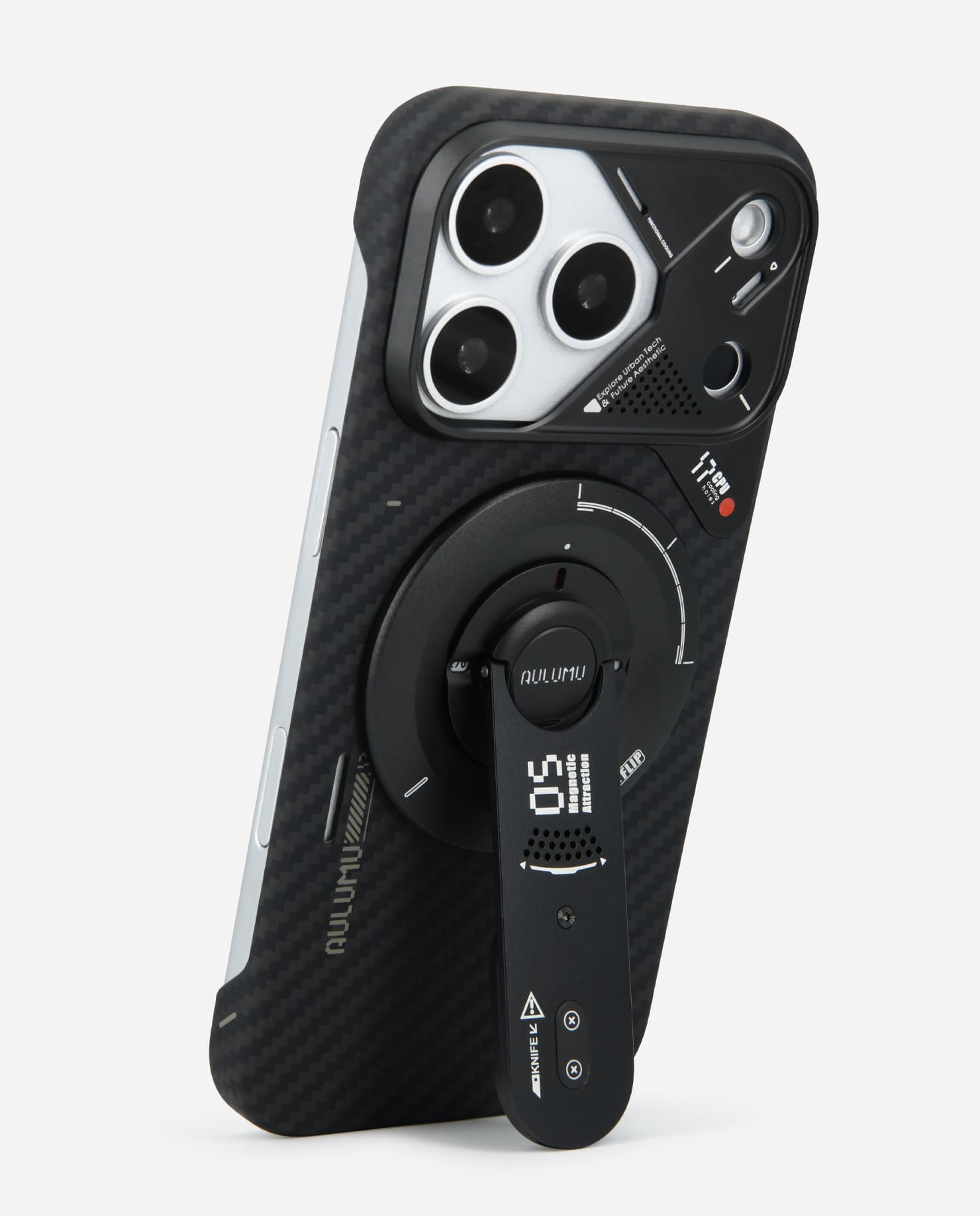 aulumu G05 Air MagSafe phone kickstand in use