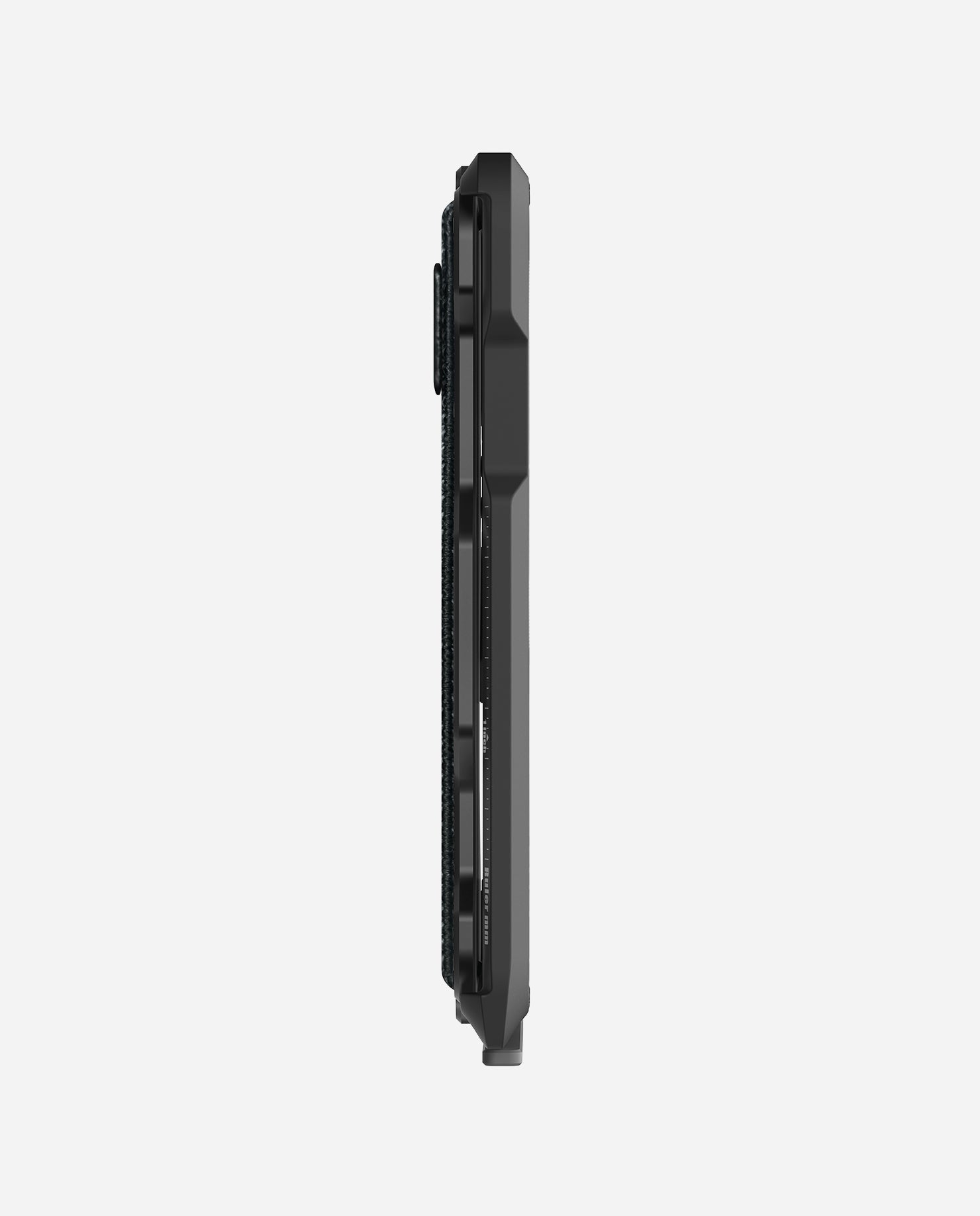 Profile view of the black AULUMU G03 frosted wallet highlighting its 7.9 mm slim body